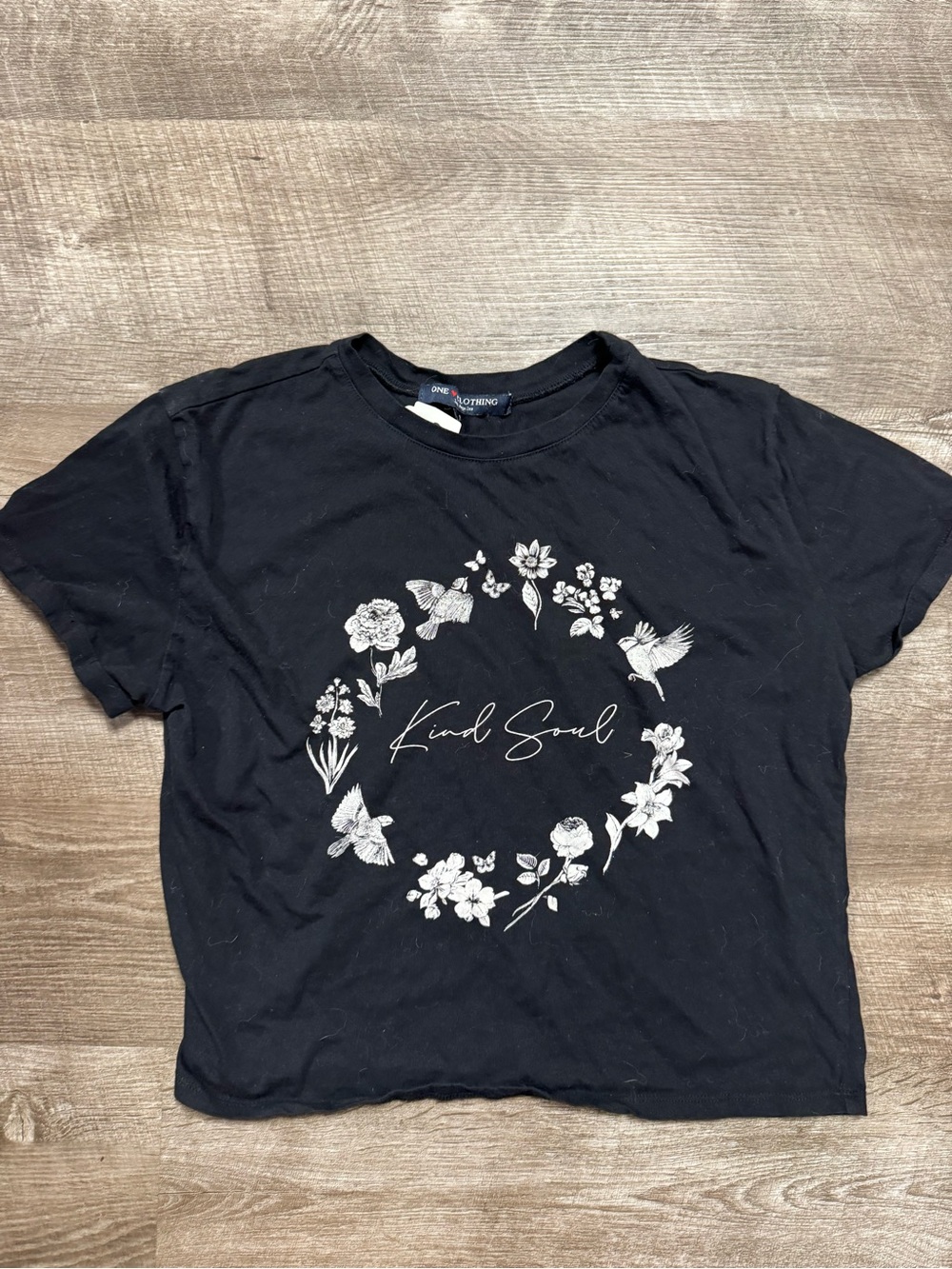 One Clothing Los Angeles “Kind Soul” Crop Top Size Small